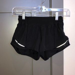 Lululemon Hotty Hot Short (2.5 inch) Size 4